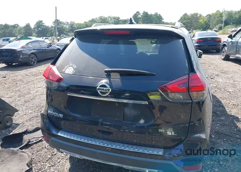 2017 Nissan Rogue Sl z USA, uszkodzony, nr VIN 5N1AT2MT7HC759794